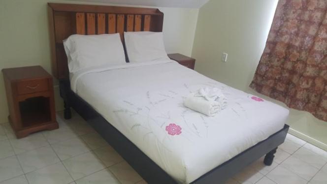 Malau Lodge Nuku'alofa Ngoại thất bức ảnh